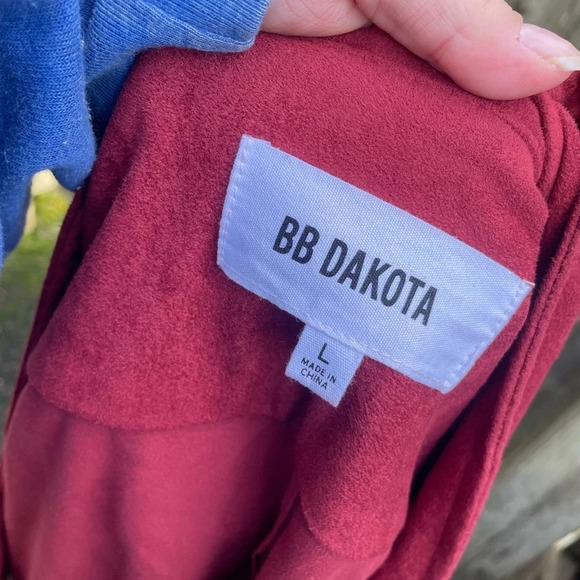BB DAKOTA RED FAUX SUEDE DRAPE JACKET - Picture 3 of 5